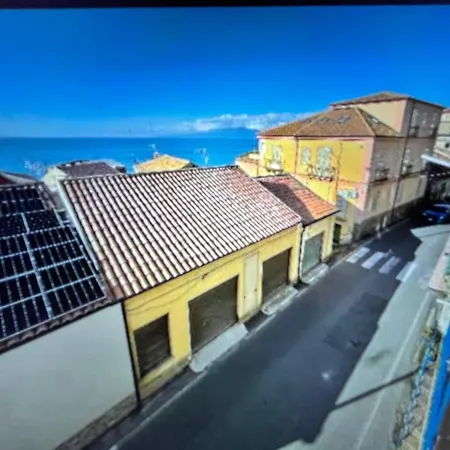 Casafilera Centro Storico Con Garage Privato Holiday home